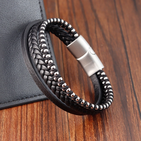 Mehrlagiges Geflochtenes Lederarmband Mit Edelstahl Magnetverschluss Und Metallperlen Modeschmuck Für Herren