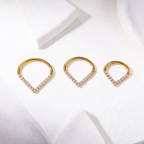 Titanium G23 Septum Clicker Ring Zirkonia Ingelegd Traanvorm V Vorm Lichaamspiercing Sieraden Voor Vrouwen Mode