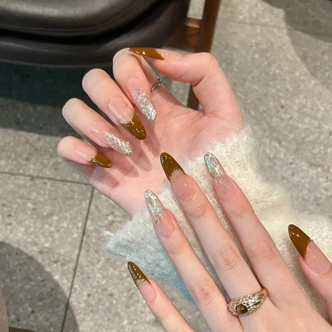 Mocha Brown French Tip Press On Nails Fine Glitter Glossy Almond Shaped Artificial Fingernails For Women