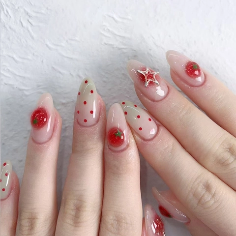 Press On Nails Unghie Finte Sfumate Rosa Lucido Con Fragola 3D Puntini Rossi E Stelle Argentate Unghie Dolci E Carine