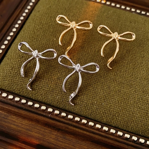 Orecchini A Lobo Con Fiocco Lega Con Silver Earring Post Minimalista Chic Dolce Stile Nastro Francese Per Donne