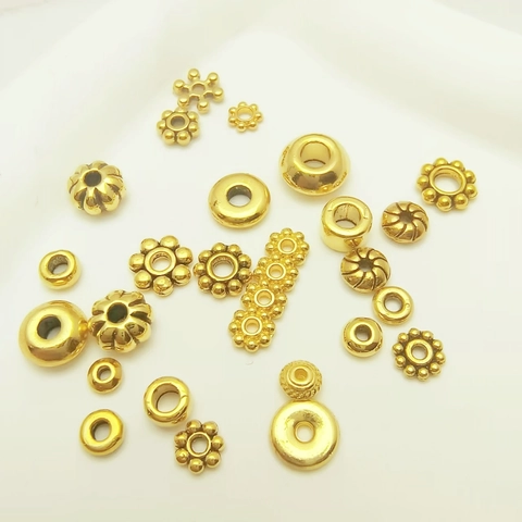 Alloy Spacer Perlen Vergoldet Schneeflocke Blume Form Zubehör DIY Schmuckzubehör Für Armband Halskette Herstellung Retro Stil