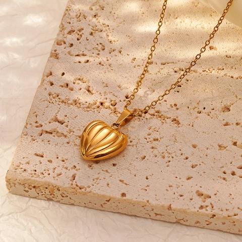 Collana con Pendente a Cuore in Acciaio Inossidabile di Moda per Donna Oro Argento Trama a Zucca Strisce Verticali Gioielli