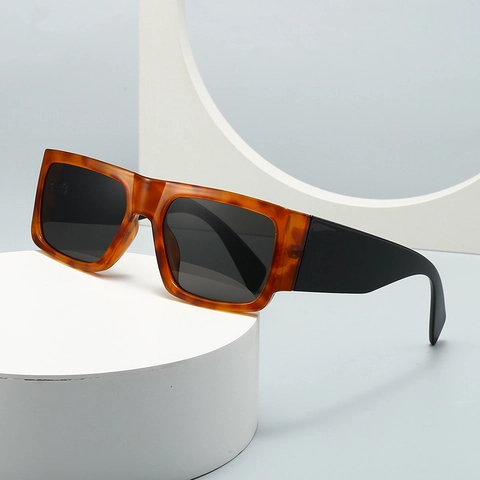 Occhiali Da Sole Quadrati Protezione UV400 Montura PC Rettangolo Moda Parasole Per Donne Uomini Stile Urbano Moderno