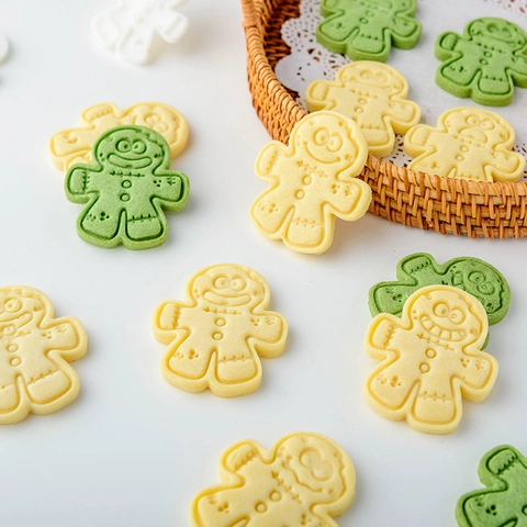 Gingerbread Man Cookie Cutter 3D Plastic Biscuit Stamp Cartoon DIY Baking Tools Christmas Festival