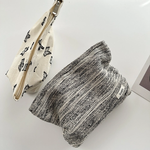 Large Capacity Jacquard Fabric Makeup Bag Portable Butterfly Stripe Pattern Travel Cosmetic Storage Pouch Organizer For Women
