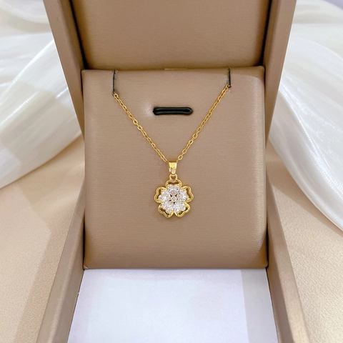 Collana Con Pendente Fiore Cinque Petali Catena Acciaio Inossidabile Rame Zirconia Intarsiata Elegante Per Donne