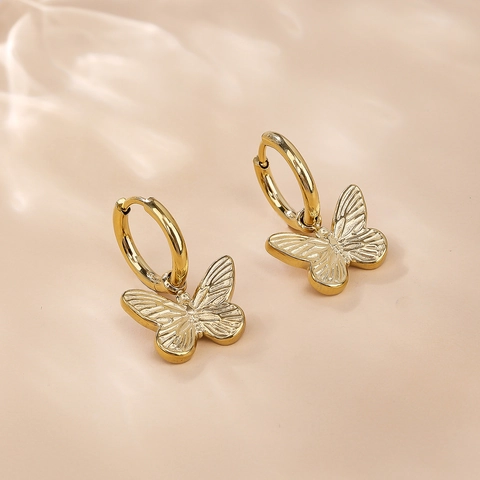 Hoop Oorbellen Met Vlinderhanger 18K Verguld Roestvrij Staal Getextureerde Vleugels Hoogglans Gepolijste Sieraden Dames