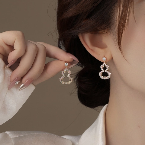 Orecchini A Lobo A Zucca Cava Con Zirconia Cubica Rosa Bianca Lega Eleganti Gioielli Wulu Per Donna Perno In Argento