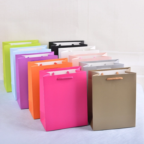 Solid Color Paper Gift Bags With Rope Handles Portable White Cardboard Shopping Totes For Party Wedding Favors Packaging