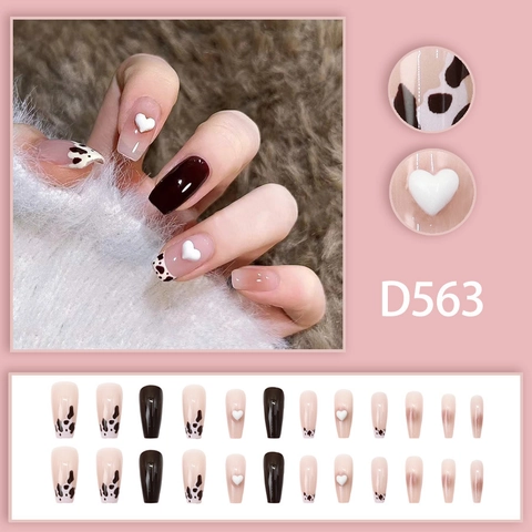 Press On Nails Sarg Lang Kuhmuster Schwarz Nude Pink Mit 3D Herz Deko Süß Cool Stil Für Frauen