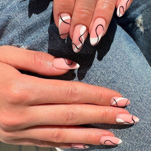 Unghie Finte Press On Mandorla Linee Ondulate Nero Bianco Motivo Astratto Rosa Nude