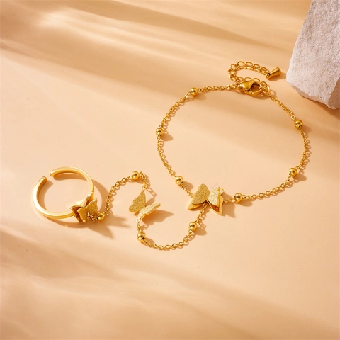 Mode Vergoldet Edelstahl Schmetterling Handschmuck Integrierter Ring Armband Set Für Damen Verstellbarer Schmuck
