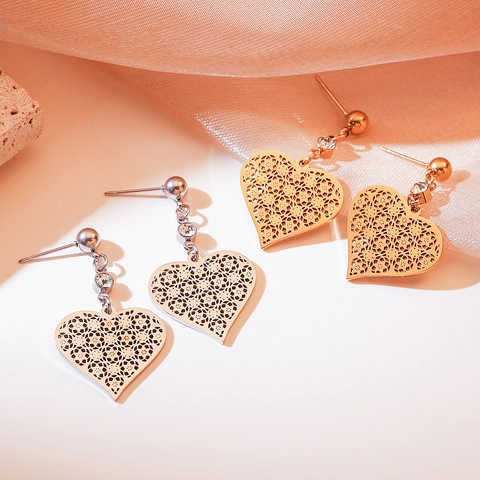 Hollow Heart Pendant Earrings Stainless Steel Rhinestone Ins Fashion Niche Design For Women