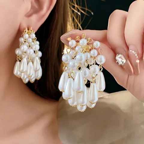 Orecchini A Lobo Con Nappa In Künstliche Perle Imitazione Eleganti Con Perno In Argento Lega Goccia D'acqua Gioielli Per Donna