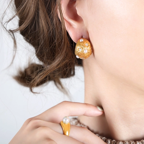 Orecchini Vintage In Acciaio Al Titanio Texturizzati Con Perla Artificial Sintetica E Strass Gioielli Retrò Per Donne