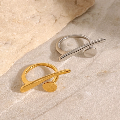 Anillo In Acciaio Inossidabile Placcato Oro 18K Geometrico Irregolare Forma Di Chiodo Anello Aperto Gioielli Minimalisti