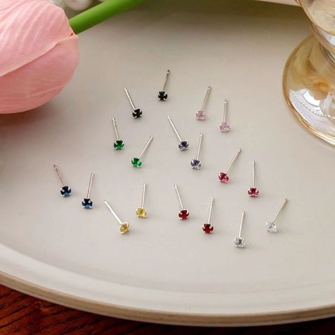 Mini Orecchini A Lobo In Zirconia Cubica Colorata Tonda Con Perno In Acciaio Inossidabile Semplice Piccolo Per Donne