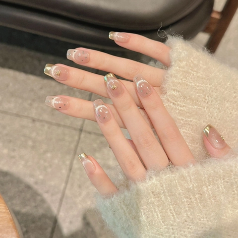Handmade Press On Nails French Cat Eye Nude Pink With 3D Golden Bow Short Ladder Fake Nails For Women Daily Manicure Art