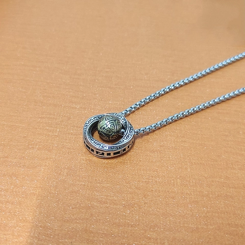 Mobius Ring Hanger Ketting Retro Koper Tweekleurig Goud Zilver Verguld Gelukskraal Draaibaar Gegraveerd Patroon Sieraden