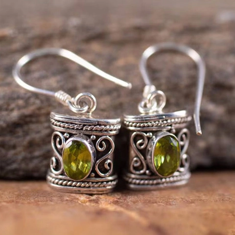 Vintage Bohemian Drop Earrings For Women Retro Ethnic Nepal Style Oval Green Gemstone Silver Tone Metal Dangle Earrings