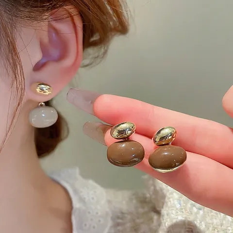 Pendientes Geométricos Ovalados De Guijarros Vintage Lujo Ligero Joyería Chapada En Oro Con Poste De Plata Esterlina 925