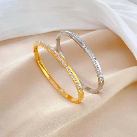 Bracciale Rigido In Acciaio Al Titanio Con Zirconi Per Donna Stile Retro INS Gioielli Di Moda In Acciaio Inossidabile