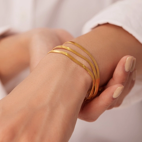 Pulsera de Cadena de Triple Capa de Acero Inoxidable Chapado en Oro de 18K Joyería de Mano Minimalista Geométrica para Mujer