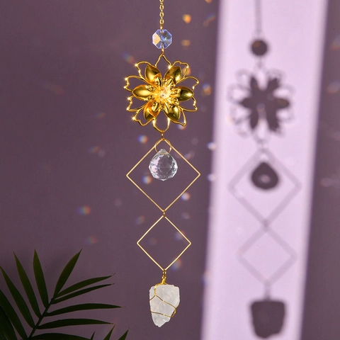 Natural Crystal Sun Catcher Wind Chime Flower Copper Raw Stone Rainbow Maker Garden Window Home Decor Bohemian Ornament