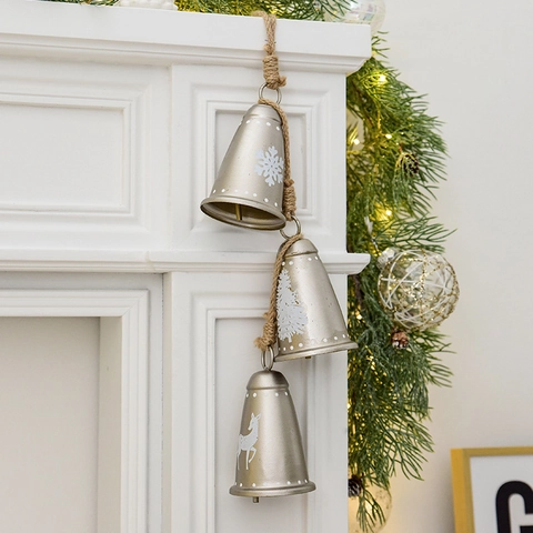 Vintage Metall Weihnachtsglocke Anhänger Mit Rentier Schneeflocke Baum Muster Merry Christmas Rustikale Eisenglocke Für Haus Baum Dekoration