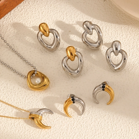 Set Gioielli in Acciaio Inossidabile per Donna Oro Argento Bicolore Collana con Perle Artificiali Orecchini Set Elegante