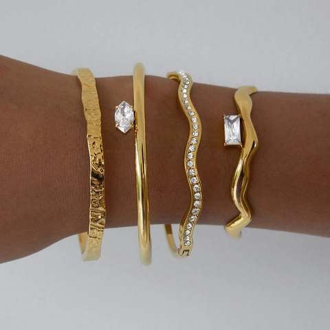 Edelstahl Zirkon Armreif Für Frauen Wasserdicht Hypoallergen Luxus Welle Strukturierter Modischer Schmuck