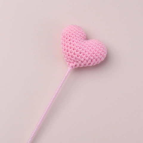 Handgefertigte Häkelherz Blumen Strickgarn Herz Deko Stiel Heimparty Geschenk DIY Strauß Requisiten Süß Romantisch