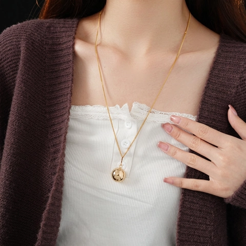 Rundkugel Anhänger Halskette Titanstahl Minimalistisch Modern Spiegelpoliert Pulloverkette Für Damen Eleganter Schmuck