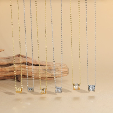 Collana con Ciondolo Cilindrico in Rame Zirconia Retro per Donna Hip Hop Catena a Clavicola Minimalista Placcata Oro Argento