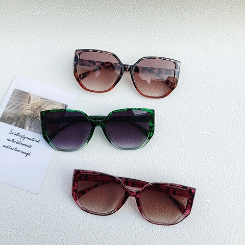Occhiali Da Sole Retro Occhio Di Gatto Montatura Grande Protezione UV400 Lenti Sfumate Moda Montatura Resina PC Donne