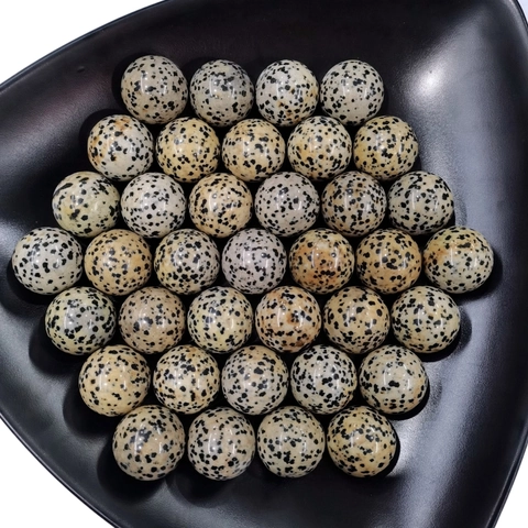 Natural Stone Crystal Ball Spherical Gemstone For Feng Shui Meditation Office Home Decoration Polished Healing Energy