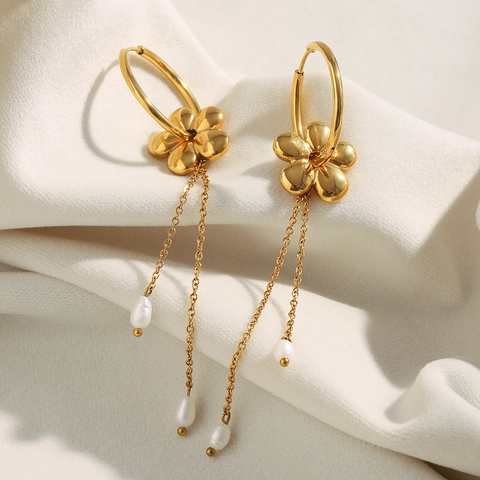 Orecchini A Nappa A Fiore In Acciaio Inossidabile Placcato Oro 18K Perla Artificial Pendenti Eleganti Gioielli Di Moda Per Donna