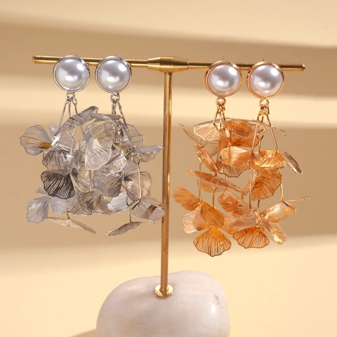 Pendientes Largos De Hojas De Ginkgo De Metal En Capas Con Perla Artificial Y Poste De Plata Estilo Vintage Elegante Para Mujer