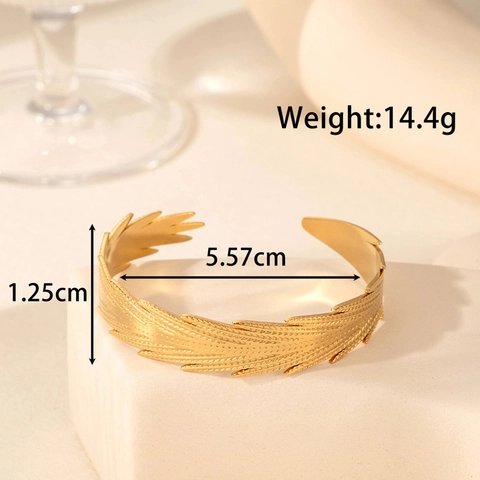 Breiter Offener Armreif Vergoldeter Edelstahl Gefaltete Blatt Feder Verstellbares Armband Damen Mode Schmuck