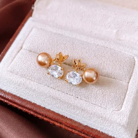 Schmetterling Künstliche Perlenohrringe Elegant Vergoldet Ovaler Zirkon Luxus Schmuck Mit 925 Sterling Silber Ohrstecker