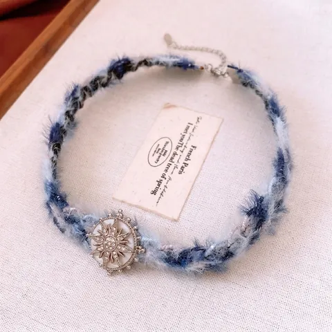 Collana Girocollo Donna Retro Peluche Colore Misto Pendente Tondo Sole Lega Strass Gioielli Etnici Autunno Inverno