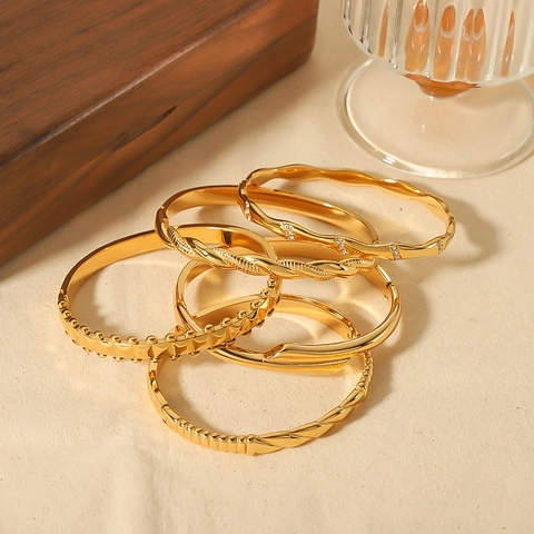 Vintage Geometric Cuff Bangle 18K Gold Plated Stainless Steel Open Bracelet For Women French Style Stackable Jewelry