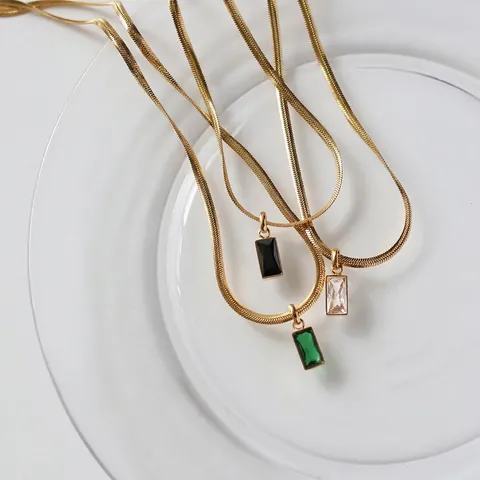 Vintage Quadratischer Smaragd Zirkon Anhänger Halskette 18K Vergoldet Edelstahl Flache Schlangenkette Für Frauen Elegant
