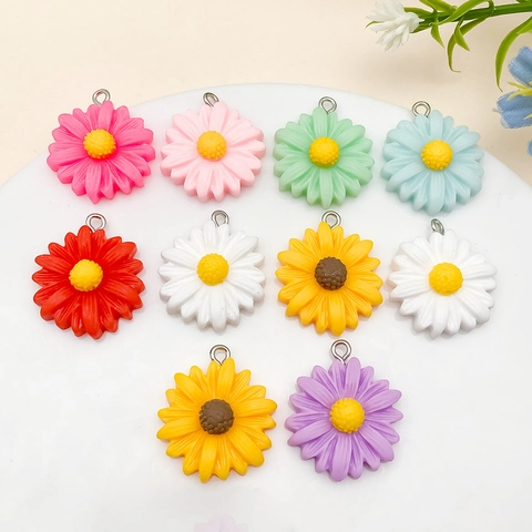 Resin Daisy Flower Pendants Simulation Charms For DIY Jewelry Making Keychain Earring Accessories Multi Color Cute Style