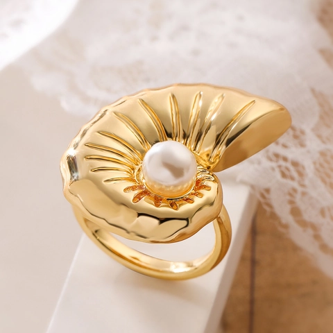 Minimalist Copper Open Ring for Women Featuring Starfish Seashell and Sunflower Designs Gold Plated Geometric Fashion Ring with Artificial Pearl Jewelry