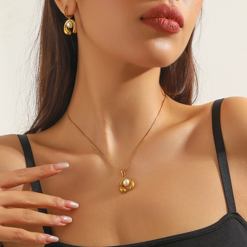 Vintage Gold Plated Stainless Steel Jewelry Necklace And Earrings For Women Heart Fan Shape Turquoise Artificial Pearl Accessory