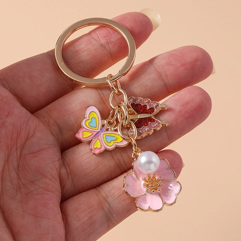 Schmetterling Kirschblüte Schlüsselanhänger Legierung Emaille Künstliche Perle Pastoraler Stil Süßer Blumen Bag Charm Damen