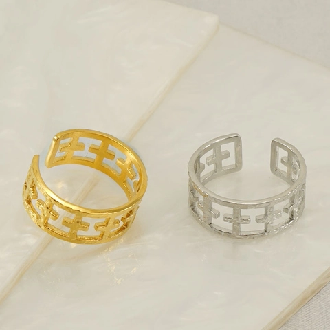 Anillo Abierto Con Patrón Geométrico Hueco De Acero De Titanio Ajustable Joyería De Moda Para Mujeres