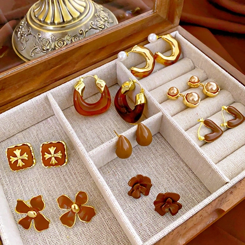 Vintage Maillard Brown Earrings For Women With Silver Earring Post Alloy Resin French Retro Style Autumn Winter